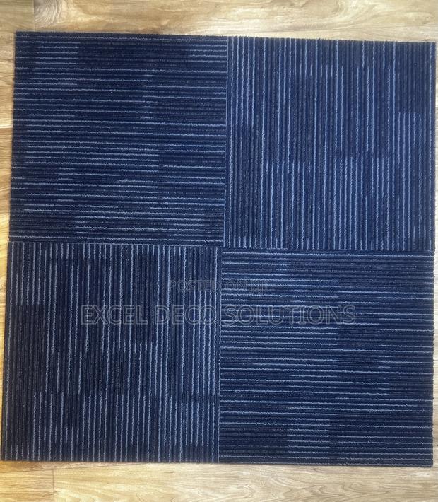 Checker Pattern Carpet Tiles for Professional Offices - main view