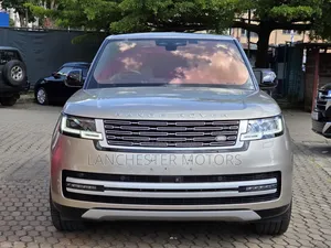 Land Rover Range Rover Vogue 2022 Beige
