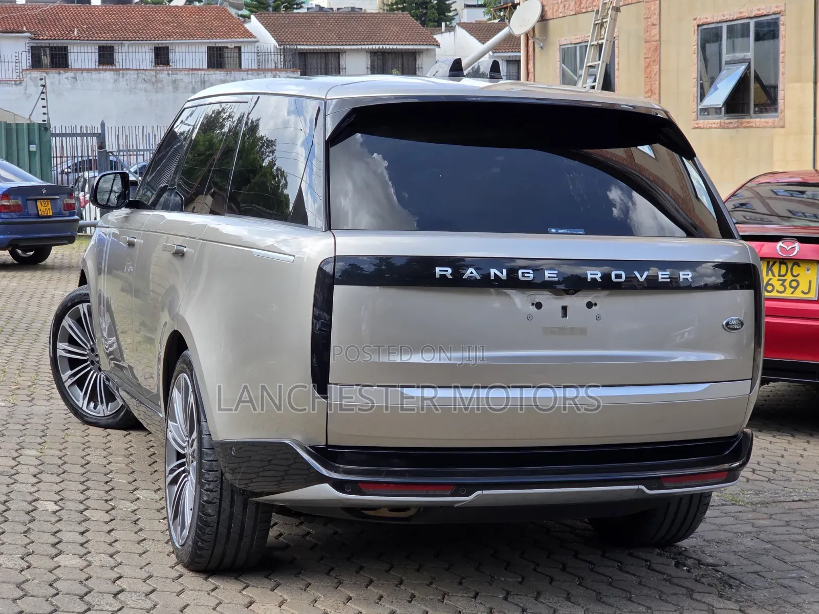 Land Rover Range Rover Vogue 2022 Beige