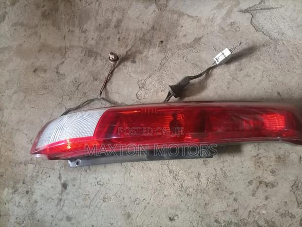 Nissan Xtrail Nt30 (Clear)