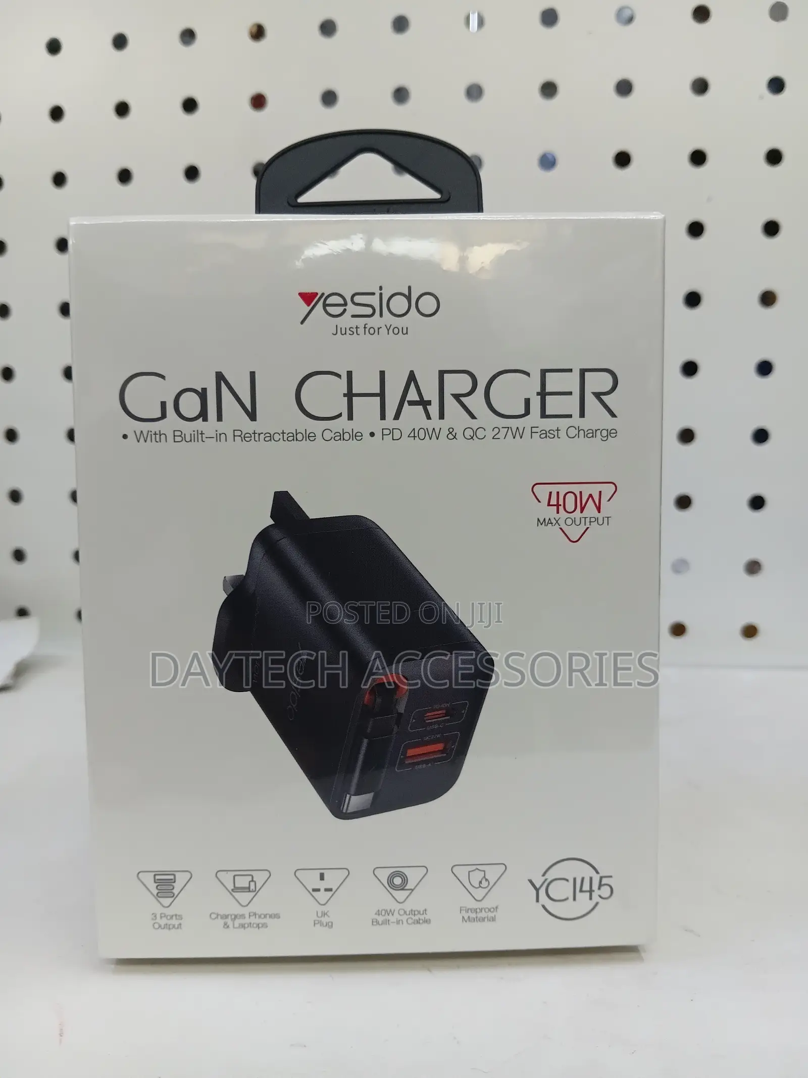 Yesido Yc145 40w Gan Charger With a Built-in Retractable Type-C Cable