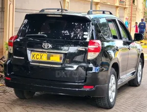 Toyota Vanguard 2012 Black