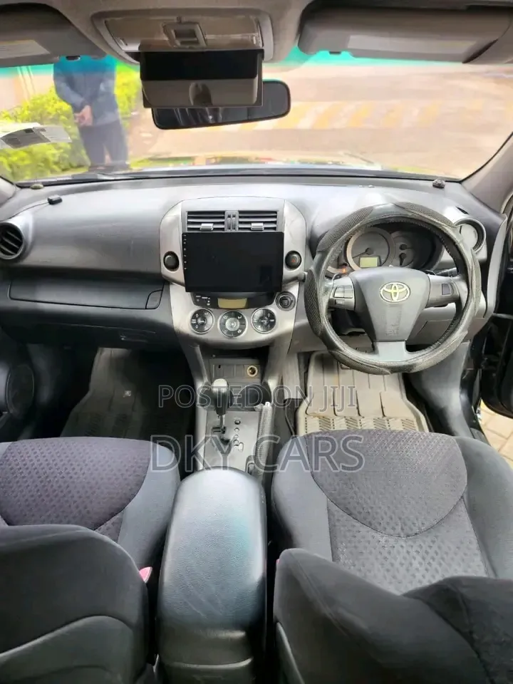 Toyota Vanguard 2012 Black