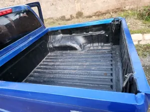 Isuzu D-MAX 2003 Blue