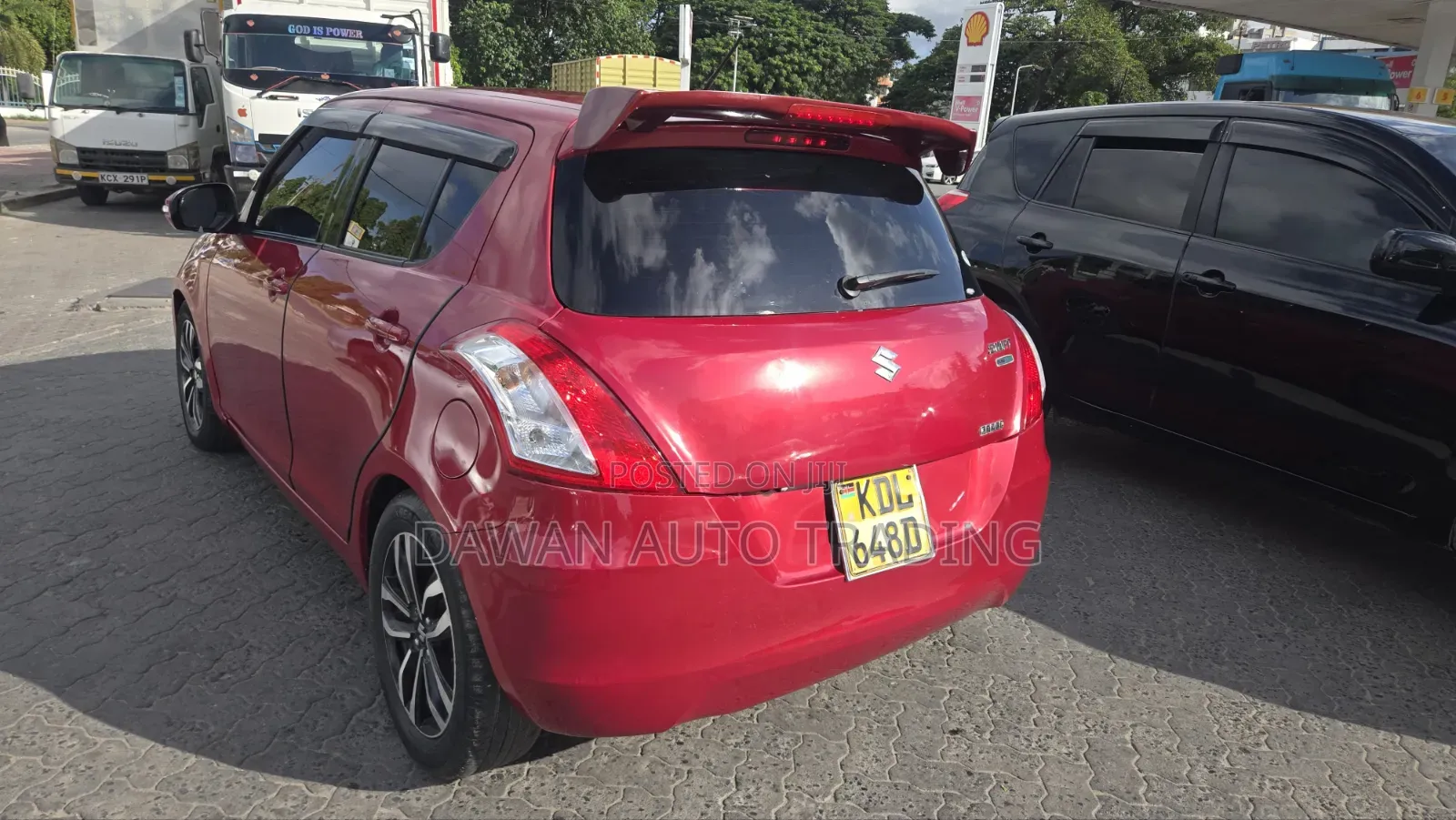 Suzuki Swift 2016 Red