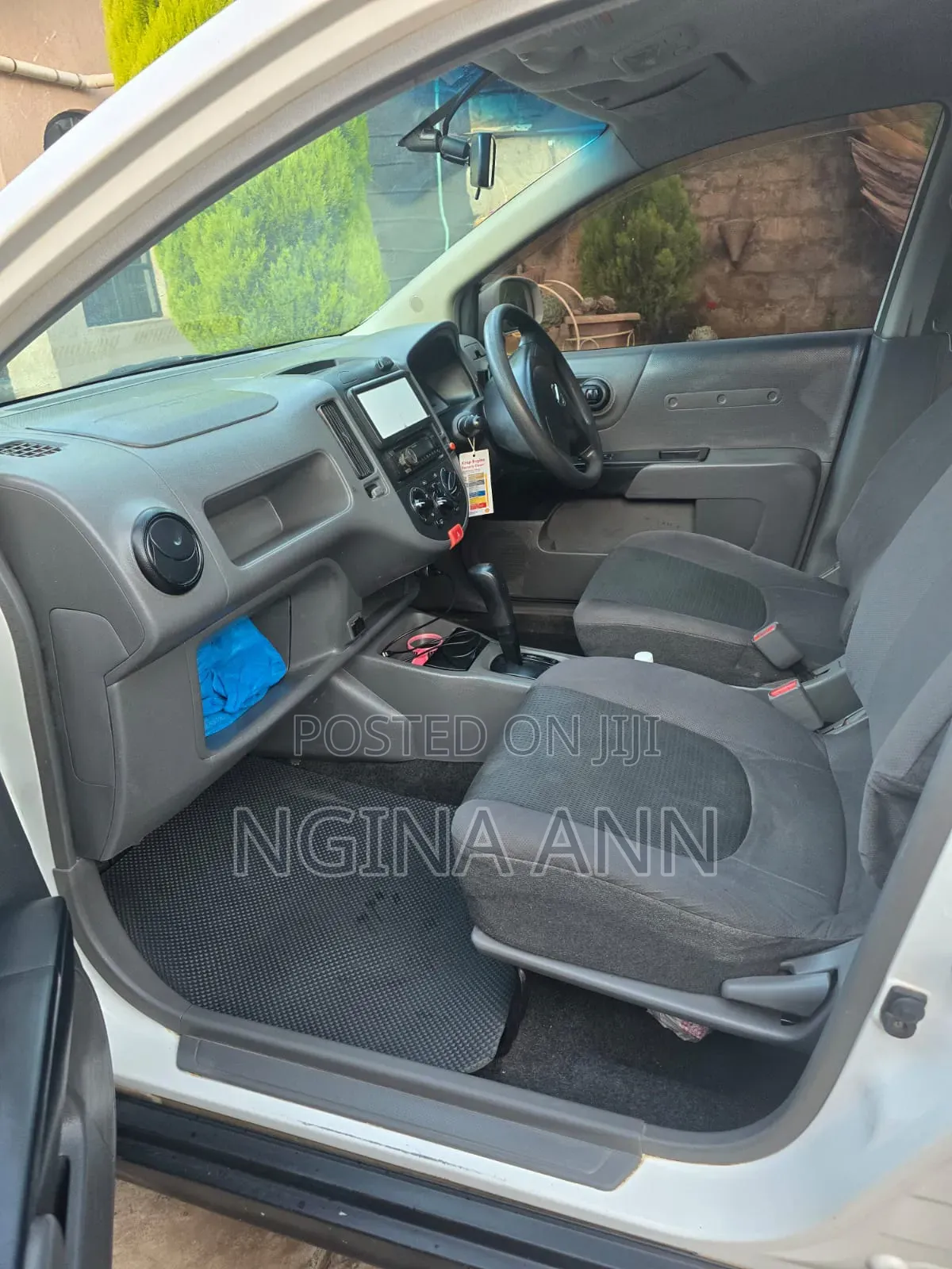 Nissan Advan 2013 White