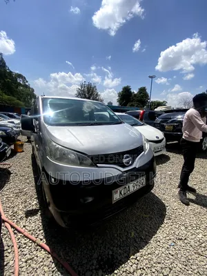 Nissan NV200 SV 2014 Gray