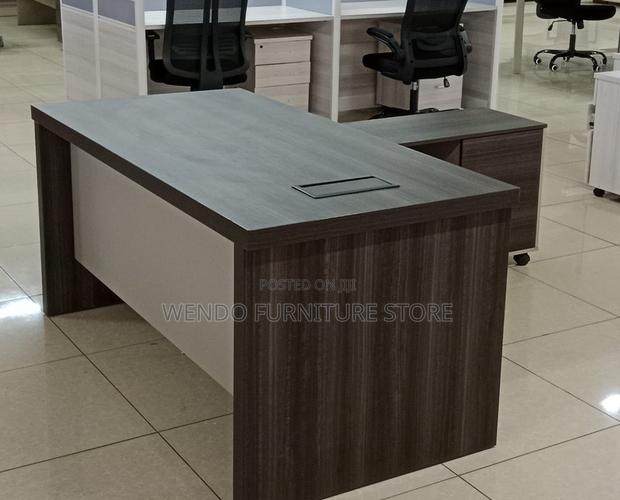 Office Desk; 1.6 Meters Executive Office Betente Desk