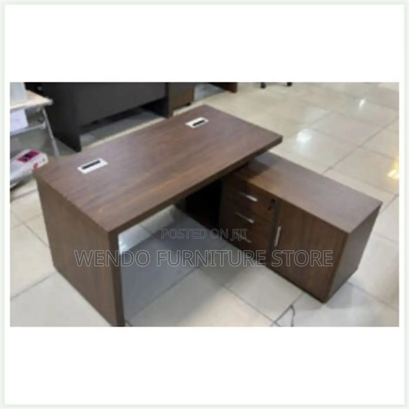 Office Desk; 1.6 Meters Executive Office Betente Desk