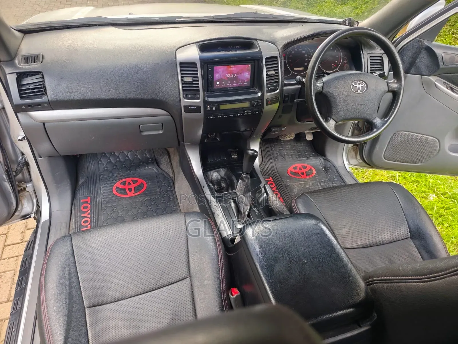 Toyota Land Cruiser Prado 2004 Silver