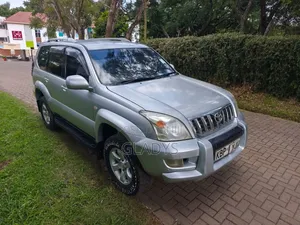 Toyota Land Cruiser Prado 2004 Silver