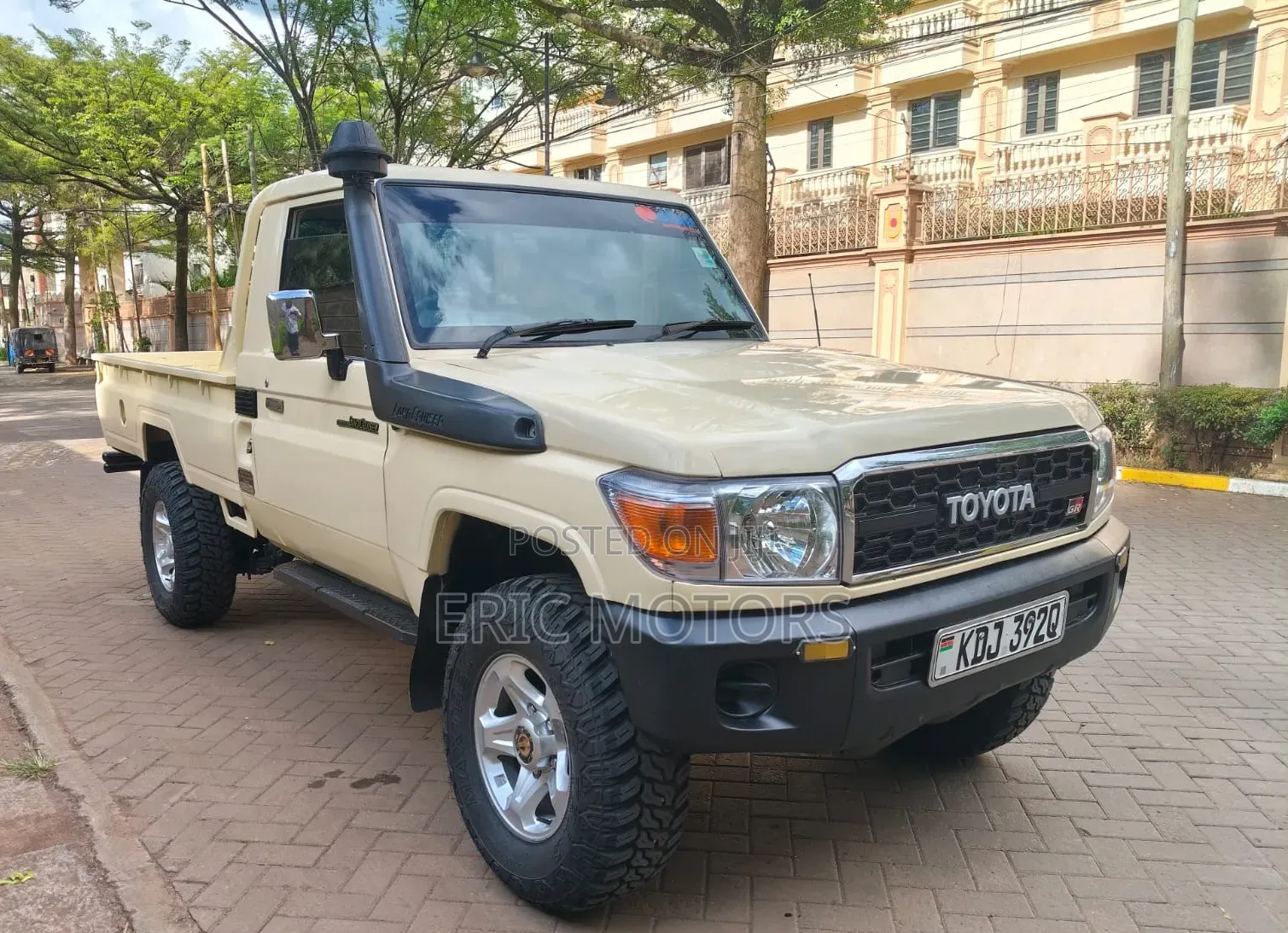 Toyota Land Cruiser 2007 Beige