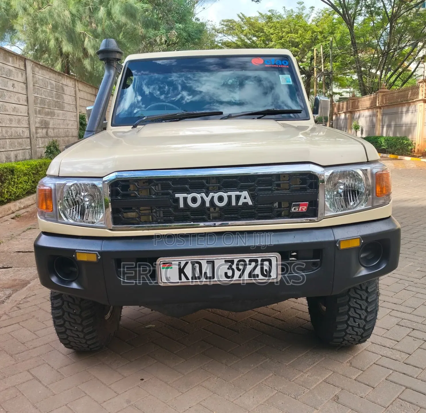 Toyota Land Cruiser 2007 Beige