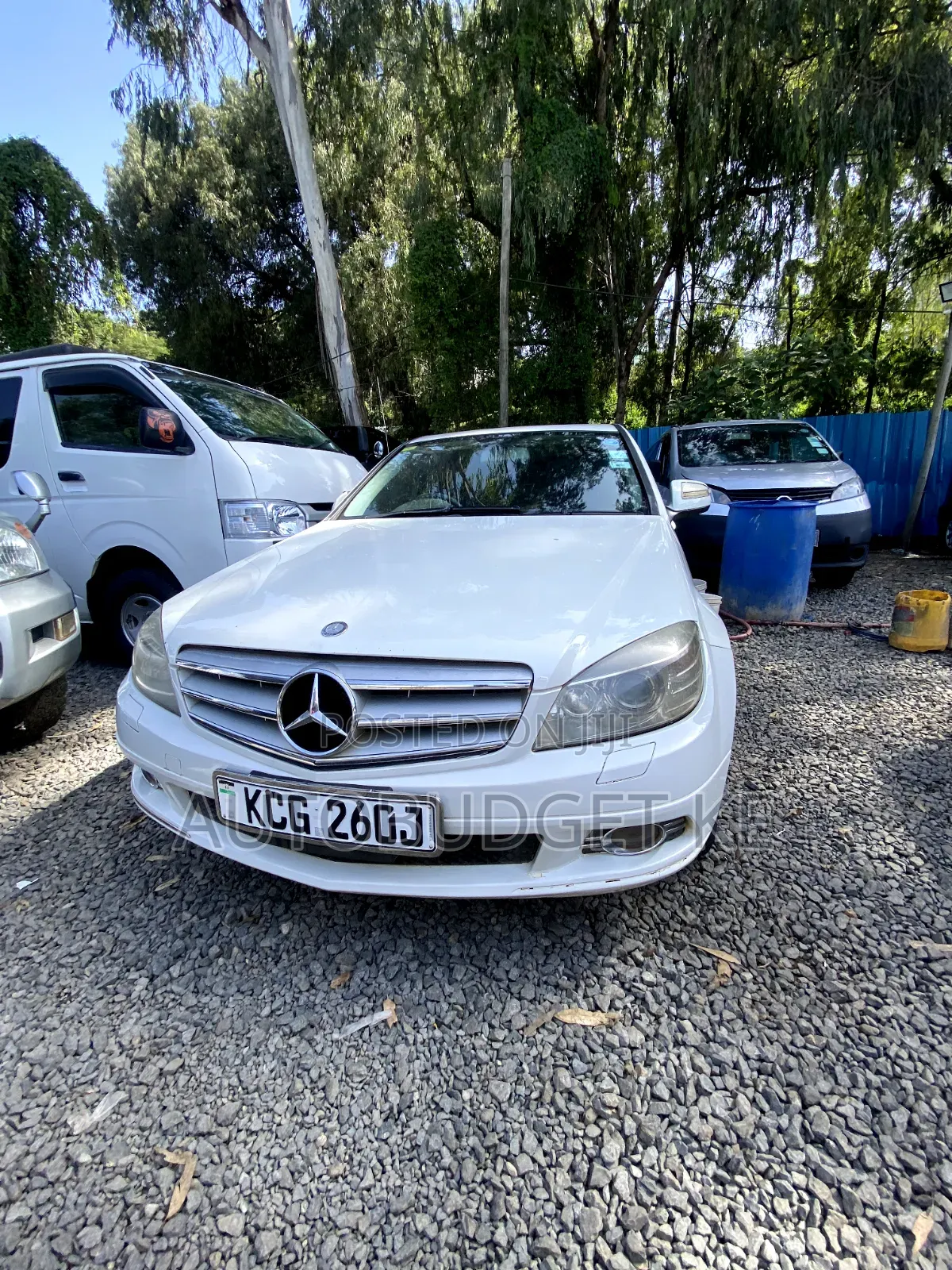 Mercedes-Benz C200 2009 White