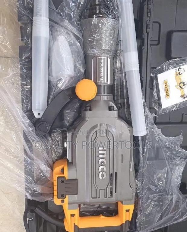 Heavy Duty Ingco Demolition Breaker - main view