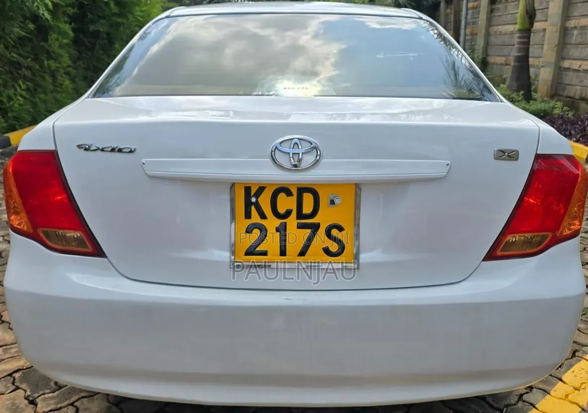 Toyota Axio 2008 White