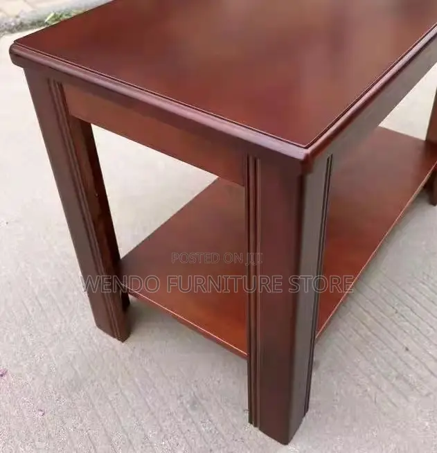Coffee Table; Mahogany Choosy Coffee Table