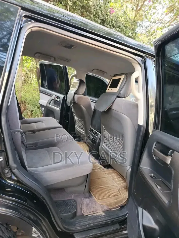 Toyota Land Cruiser 2008 Black