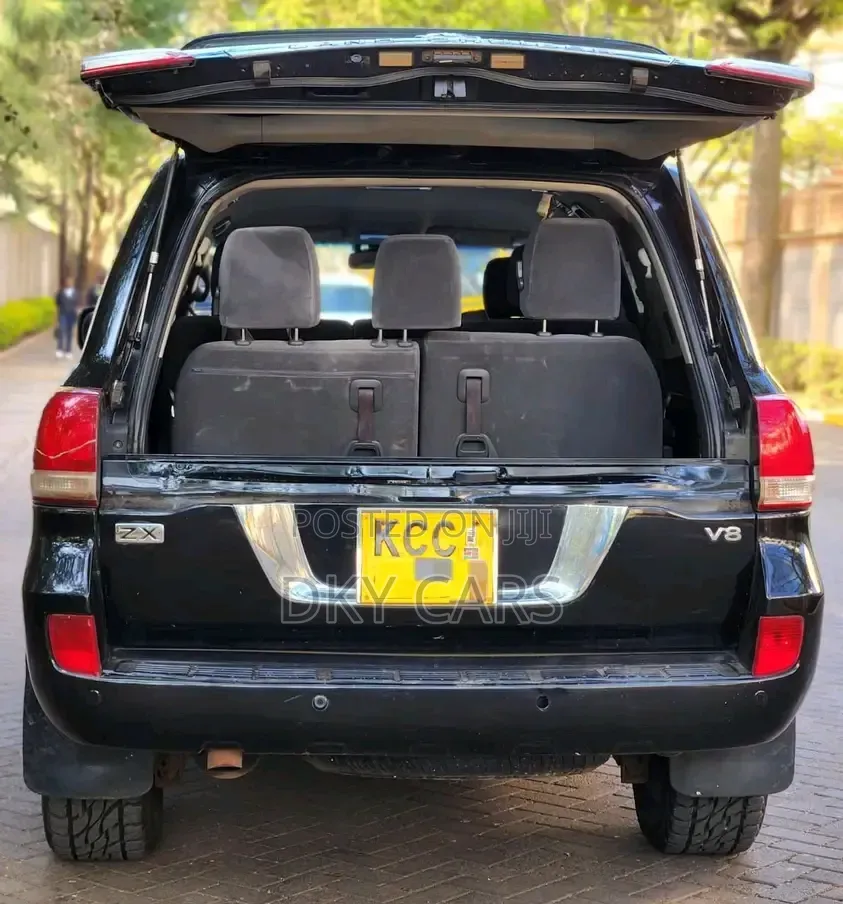 Toyota Land Cruiser 2008 Black
