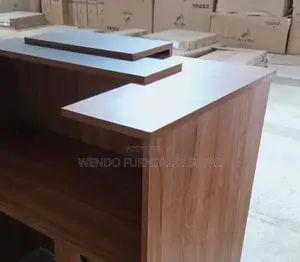 Reception Desk; 1.6 Meters Executive Front Office Reception Table