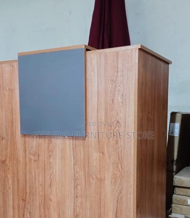 Reception Desk; 1.6 Meters Executive Front Office Reception Table - thumbnail 3