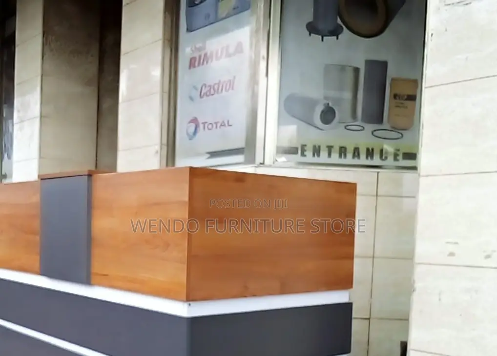 Reception Desk; 1.6 Meters Executive Front Office Reception Table