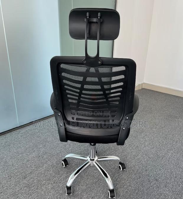 Office Chairs; Ergonomic Style Headrest Swivel Adjustable Office Chair - thumbnail 4