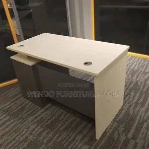 Office Desk; 1.4 Meters Executive Modern Office Streat Desks