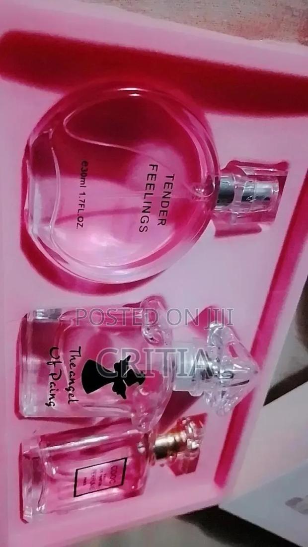 Eu De Toilette Pink Perfume