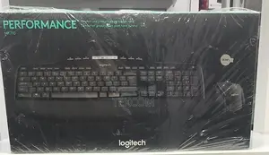 Logitech Mk710 Wireless Keyboard and Mouse// Mk710 Combo