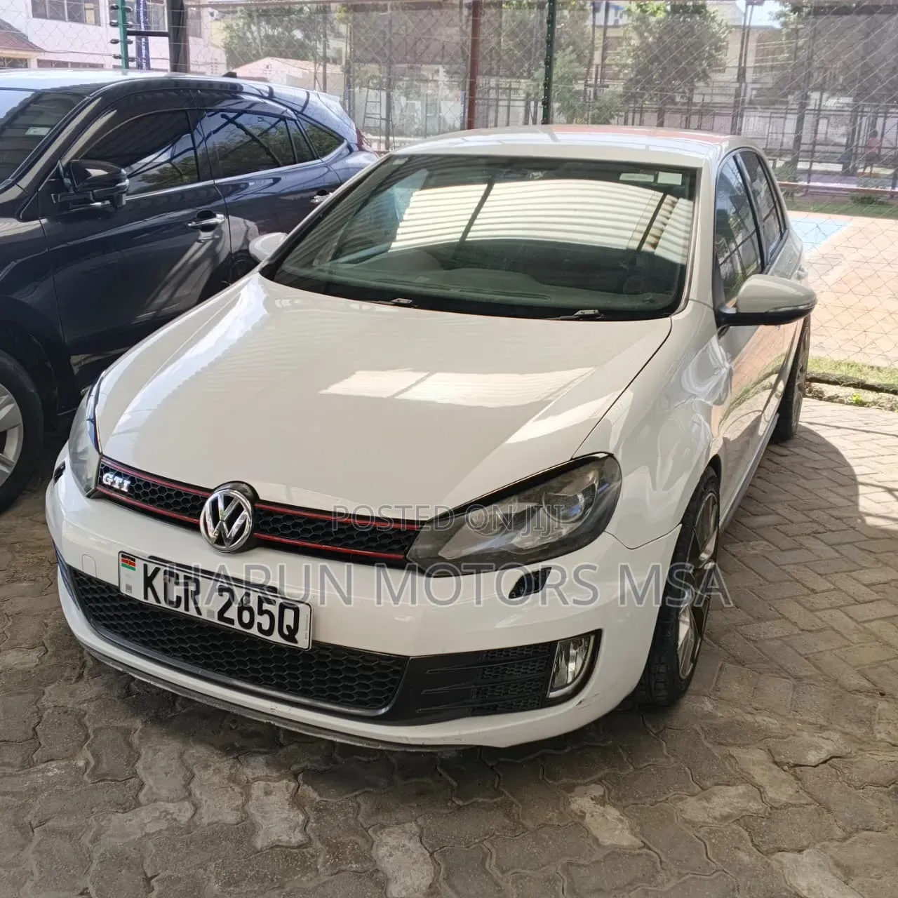 Volkswagen Golf 2011 White