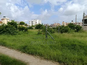 Quarter Plot for Sale