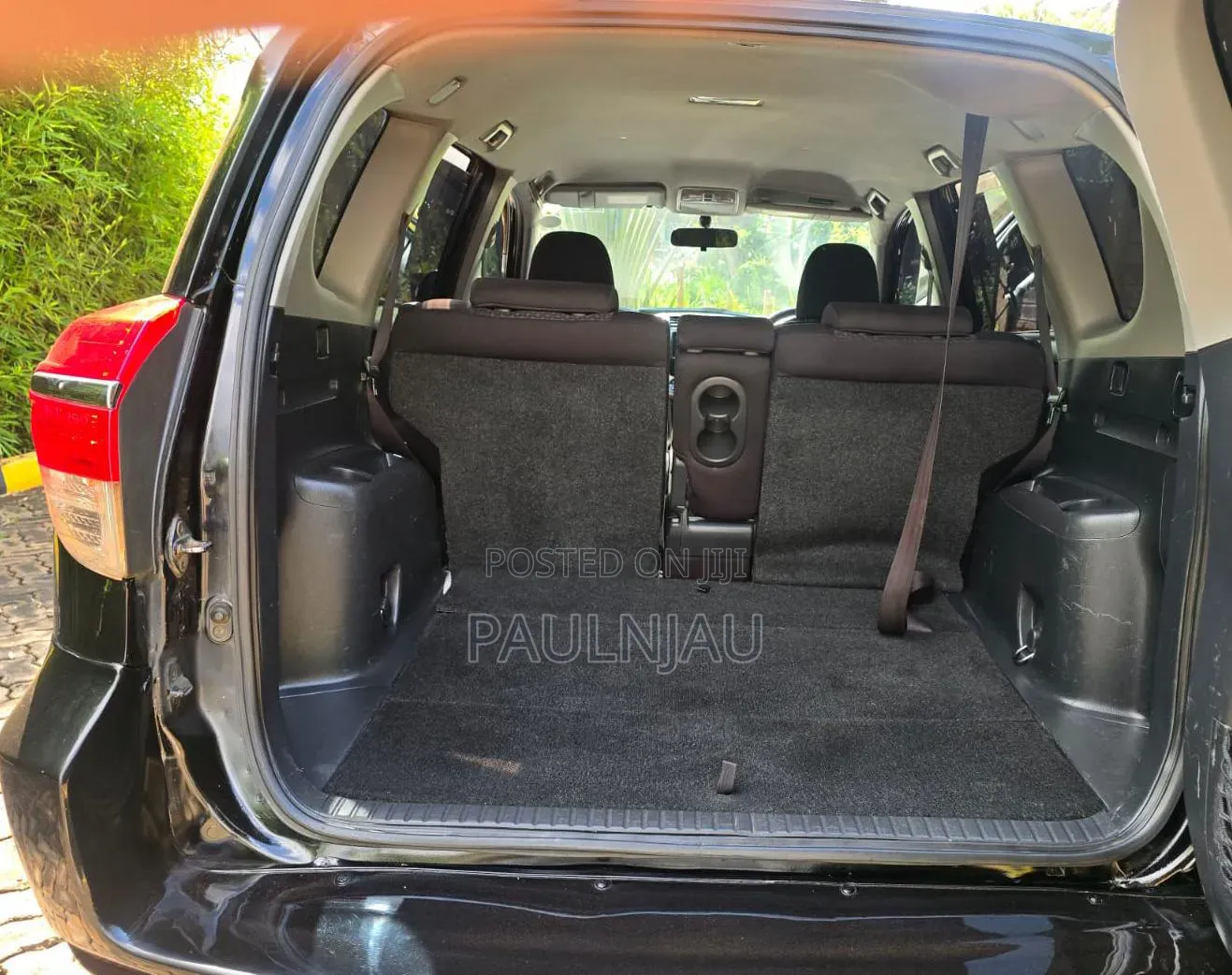 Toyota Vanguard 2012 Black