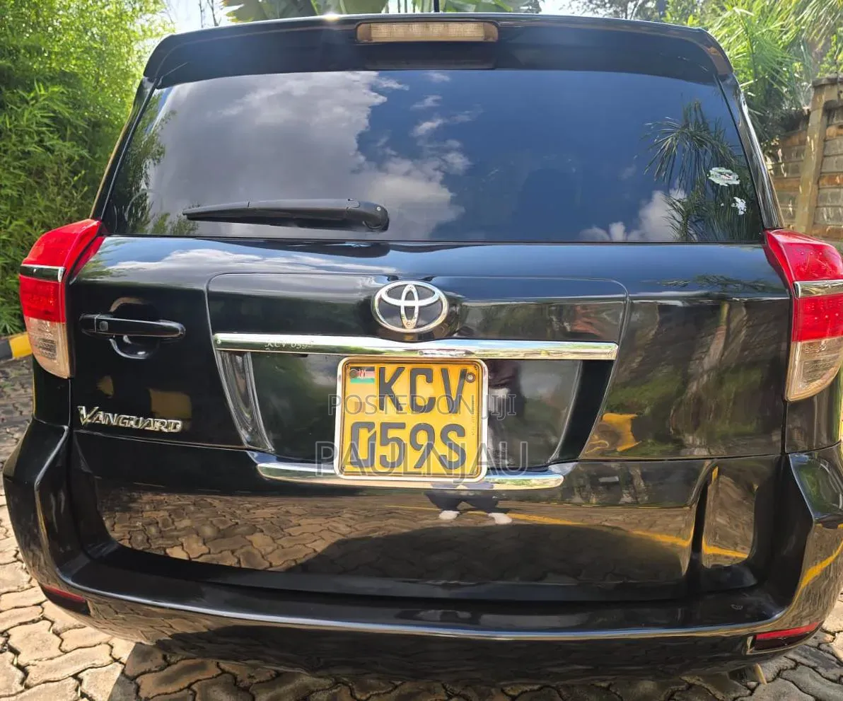 Toyota Vanguard 2012 Black