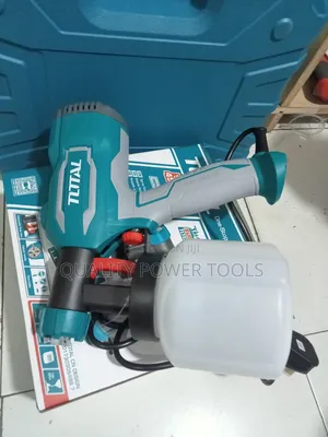 Total 450w Electric Spray Gun With a Container Capacity of 800ml.