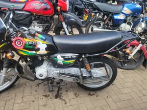 Bajaj Boxer 125 2025 Black