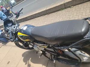 Bajaj Boxer 125 2025 Black