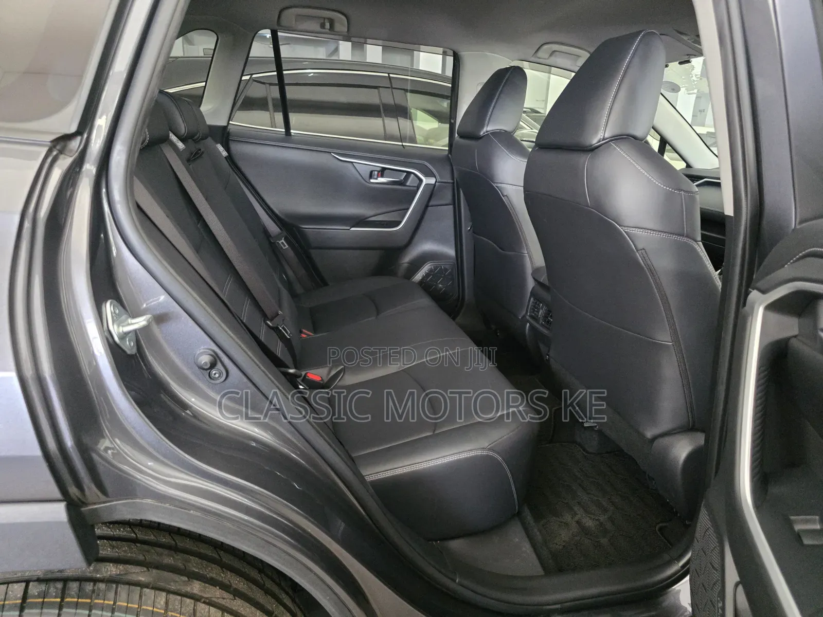 Toyota RAV4 XLE Premium AWD 2020 Gray