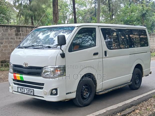 Toyota HiAce 2013 White - thumbnail 2