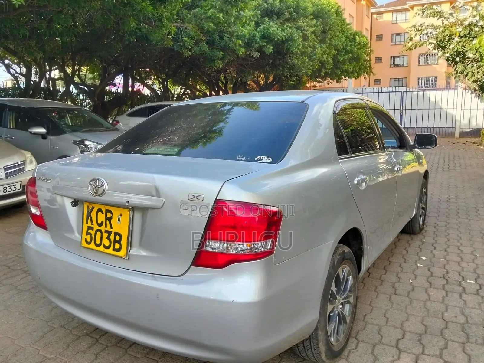 Toyota Axio 2011 Silver