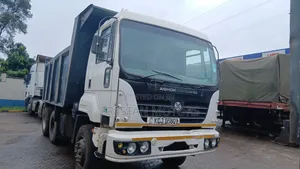 2015 Ashok Leyland