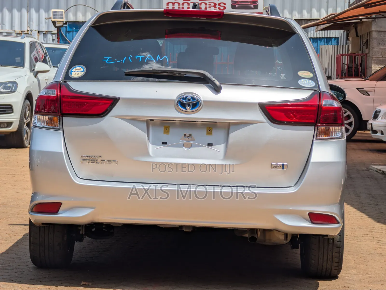Toyota Corolla Fielder 1.5 Hybrid FWD 2018 Silver