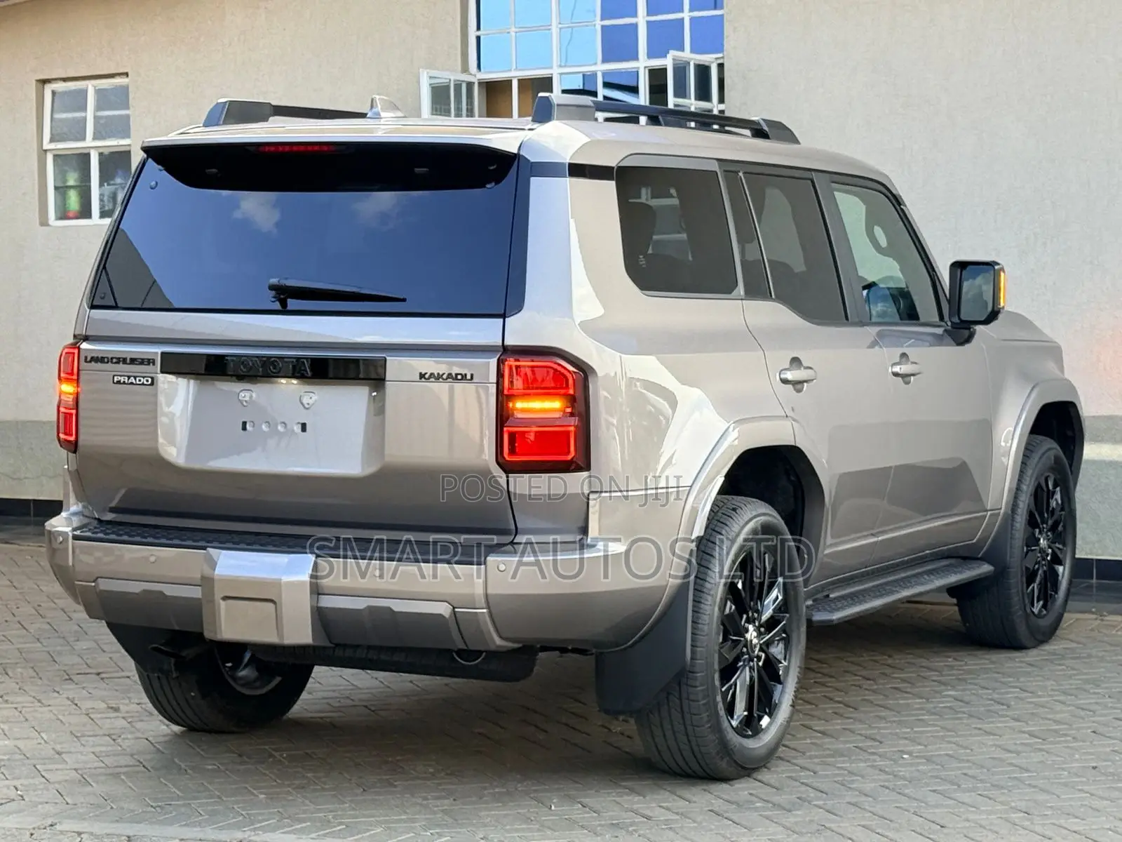 New Toyota Land Cruiser Prado Kakadu 2026 Brown
