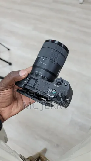 Sony A6400