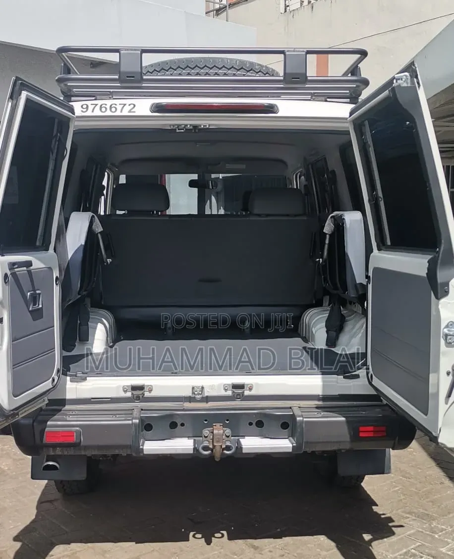 Toyota Land Cruiser 76 Series 2021 White