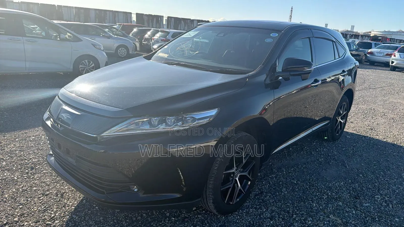 Toyota Harrier 2.0 2020 Black