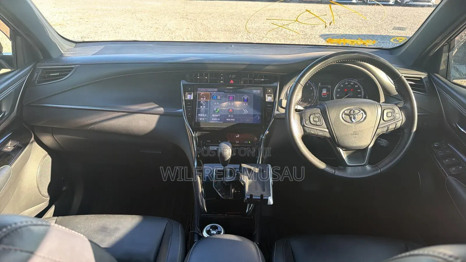 Toyota Harrier 2.0 2020 Black