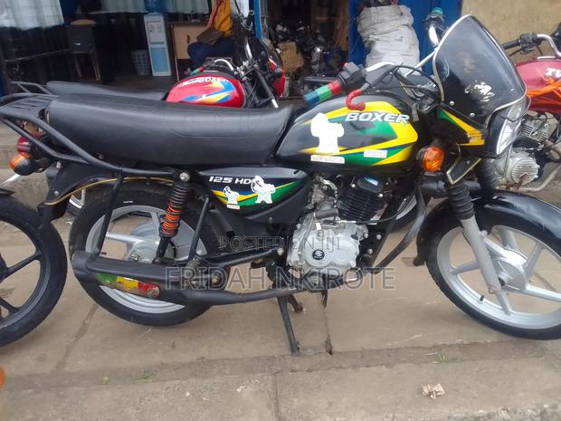 Bajaj Boxer 125 2025 Black - thumbnail 2