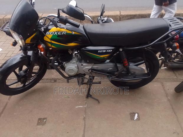 Bajaj Boxer 125 2025 Black - thumbnail 3