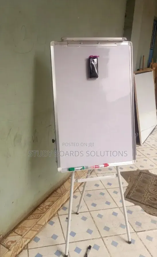 Dry Erase Flip Chart Stand for Presentation